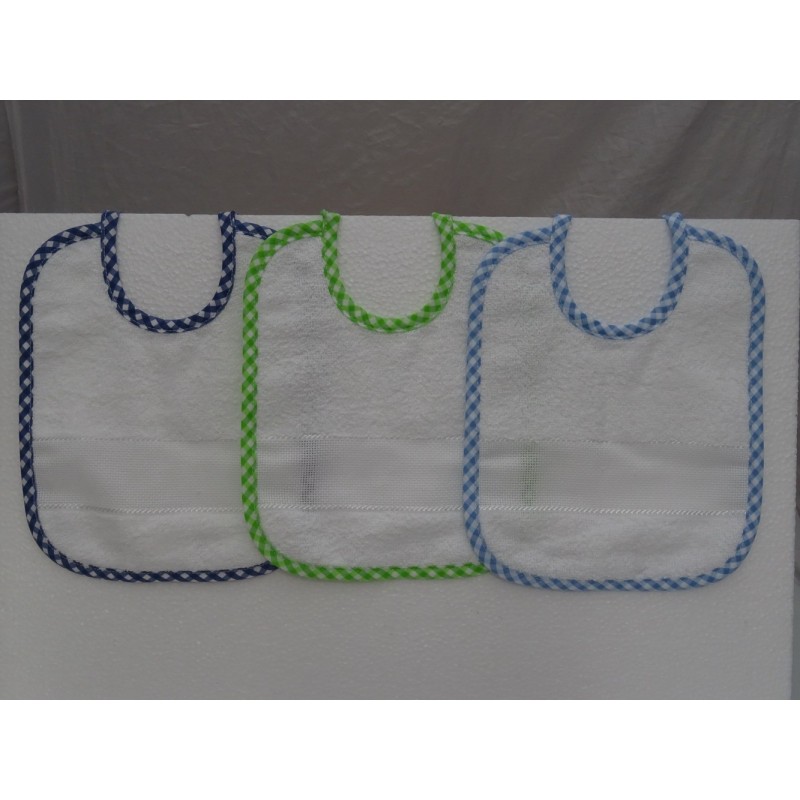 3 bavaglini serie scozzese con tela aida da ricamare a punto croce variante 1