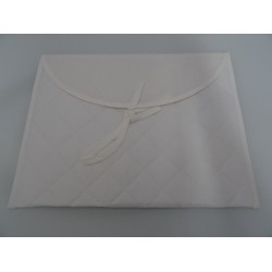 Busta Corredino trapuntata, con tela aida col. avorio