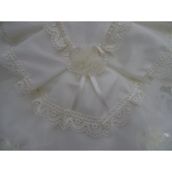 Vestitina da battesimo, bimba misto seta, pizzo con strascico