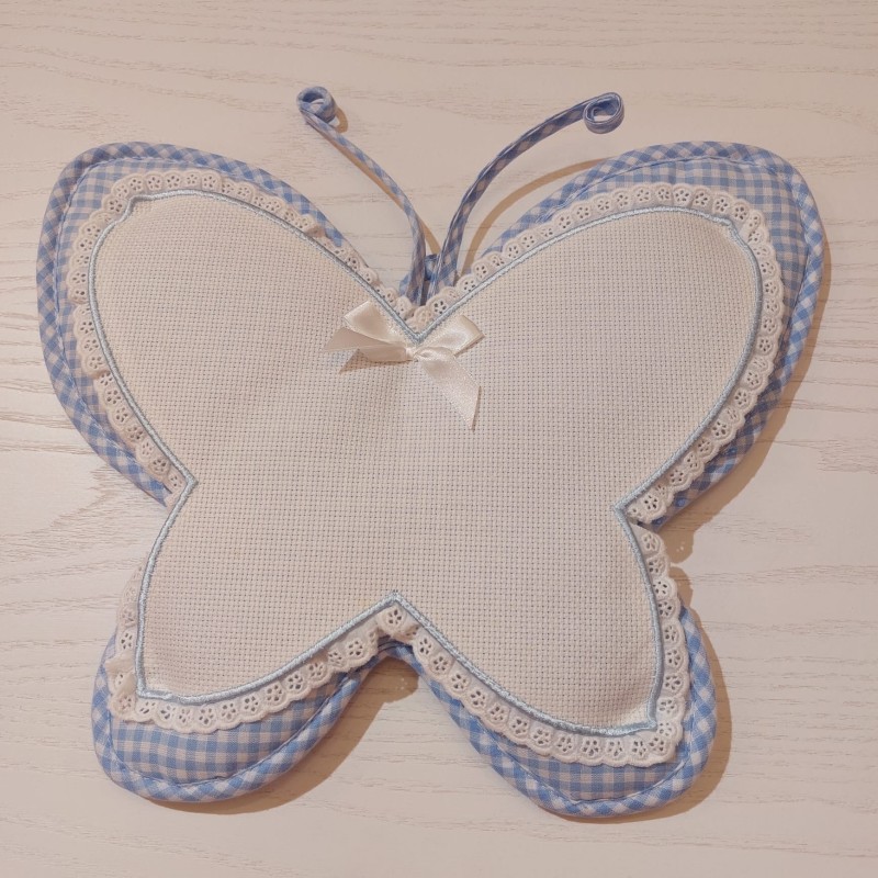 Annuncia nascita farfalla col. celeste