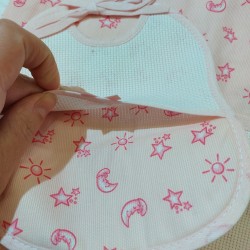 Borsa nursery portatutto + bavaglino con tela aida, set ricamabile a punto croce col. rosa